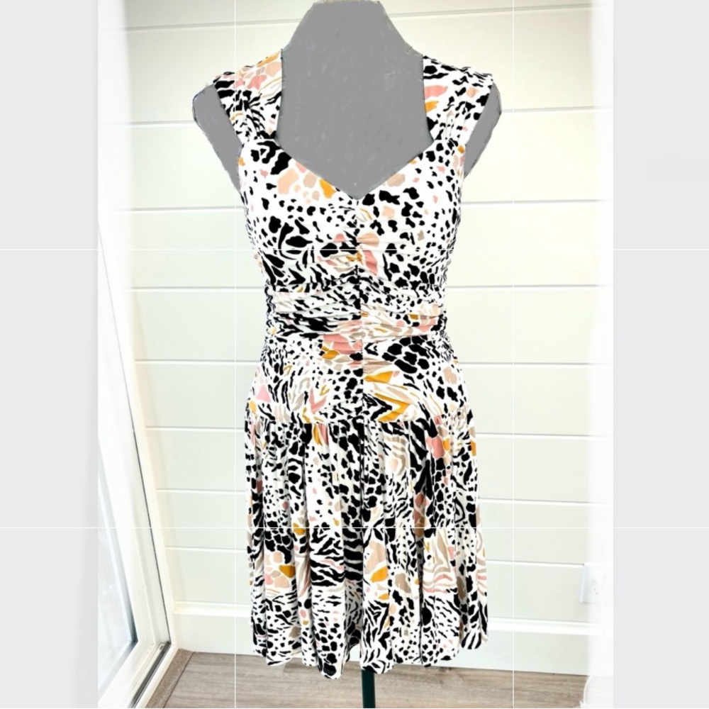 NWOT Anthropologie Ramona Dress Size M Ruched Jersey Stretchy White Animal Print - Picture 2 of 13